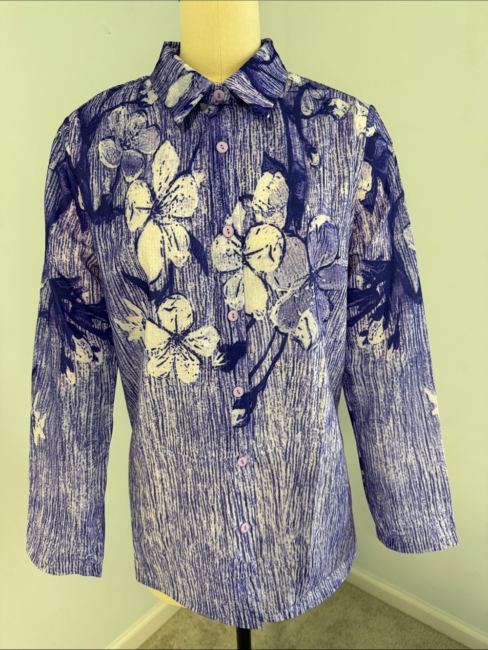 Women’s Purple Floral Button-Down shirt SZM